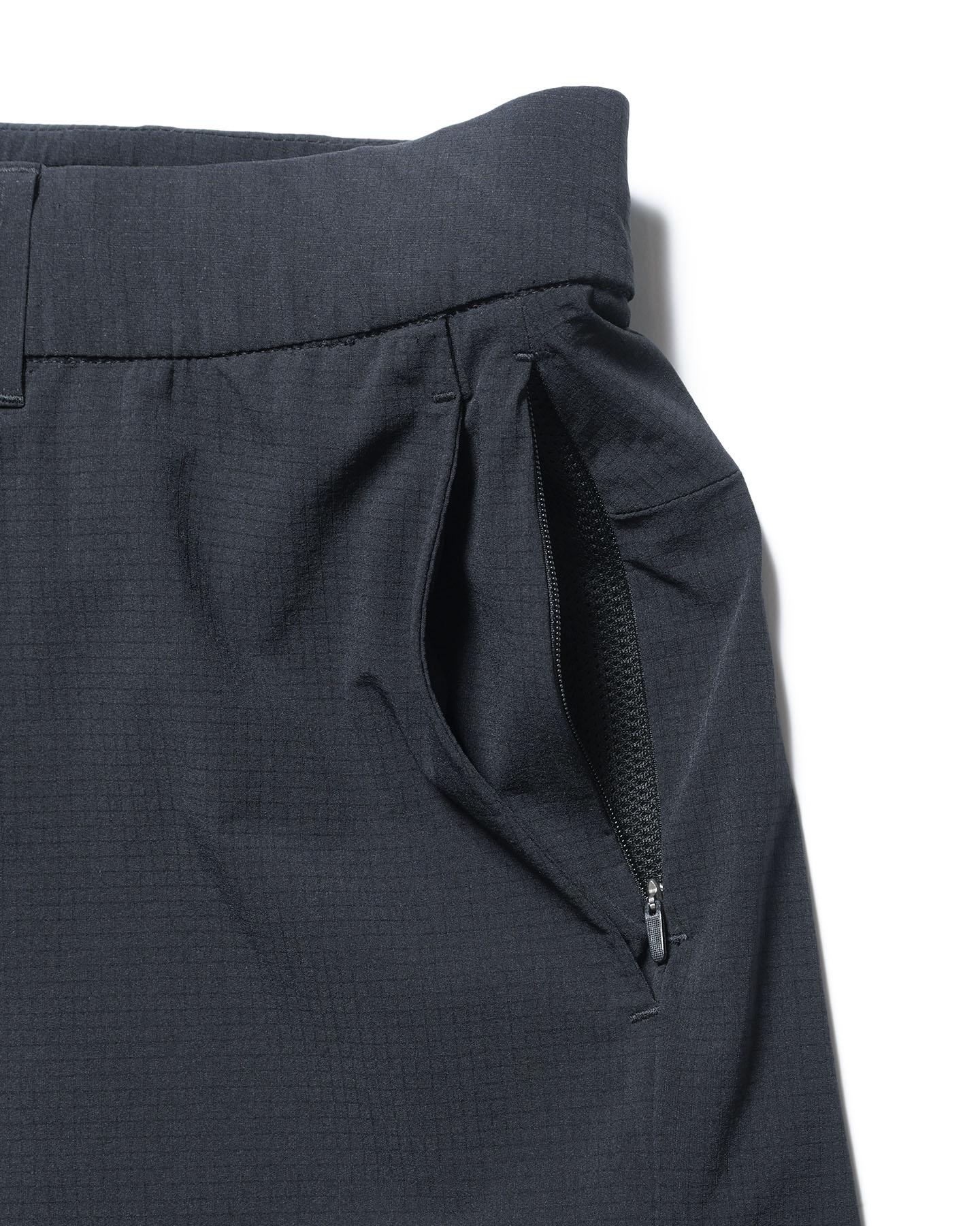 SOPH. | DOT AIR SLACKS(M BLACK):