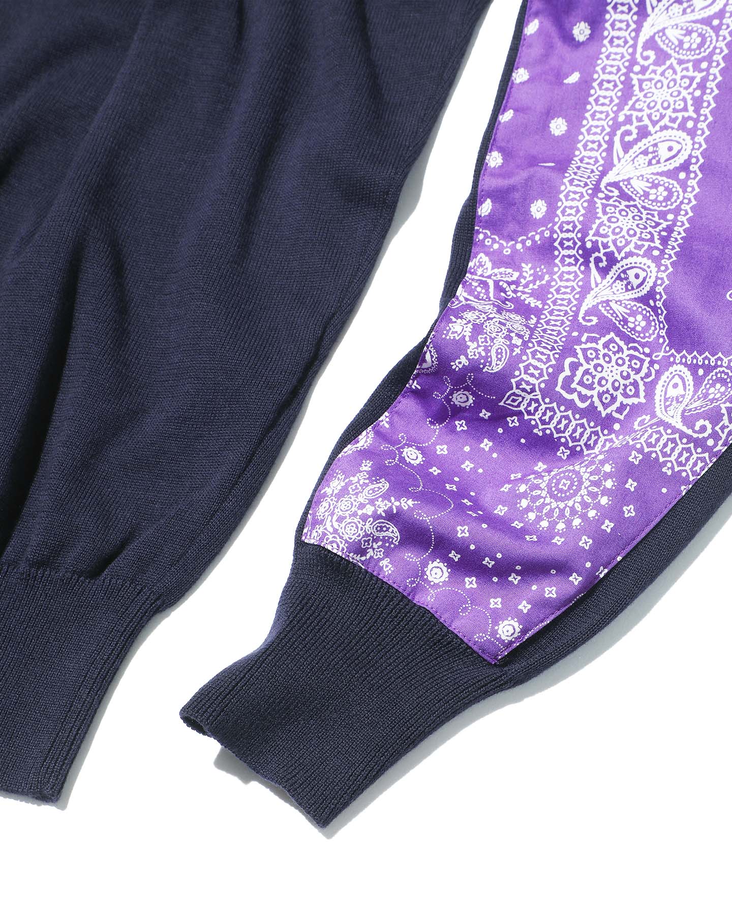 SOPH. | BANDANA SLEEVE PATCHED CREWNECK KNIT(M NAVY):