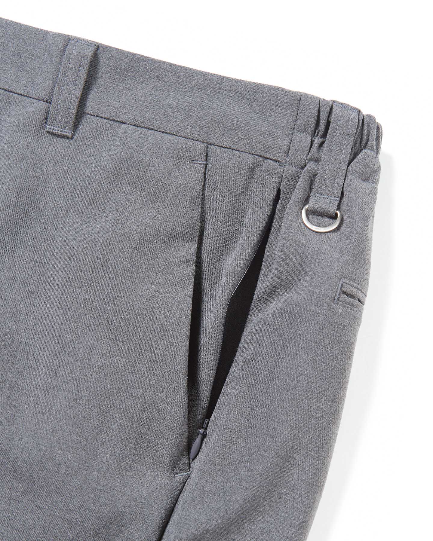 SOPH. | SHIRRING SLIM FIT SLACKS(S CHARCOAL GRAY):