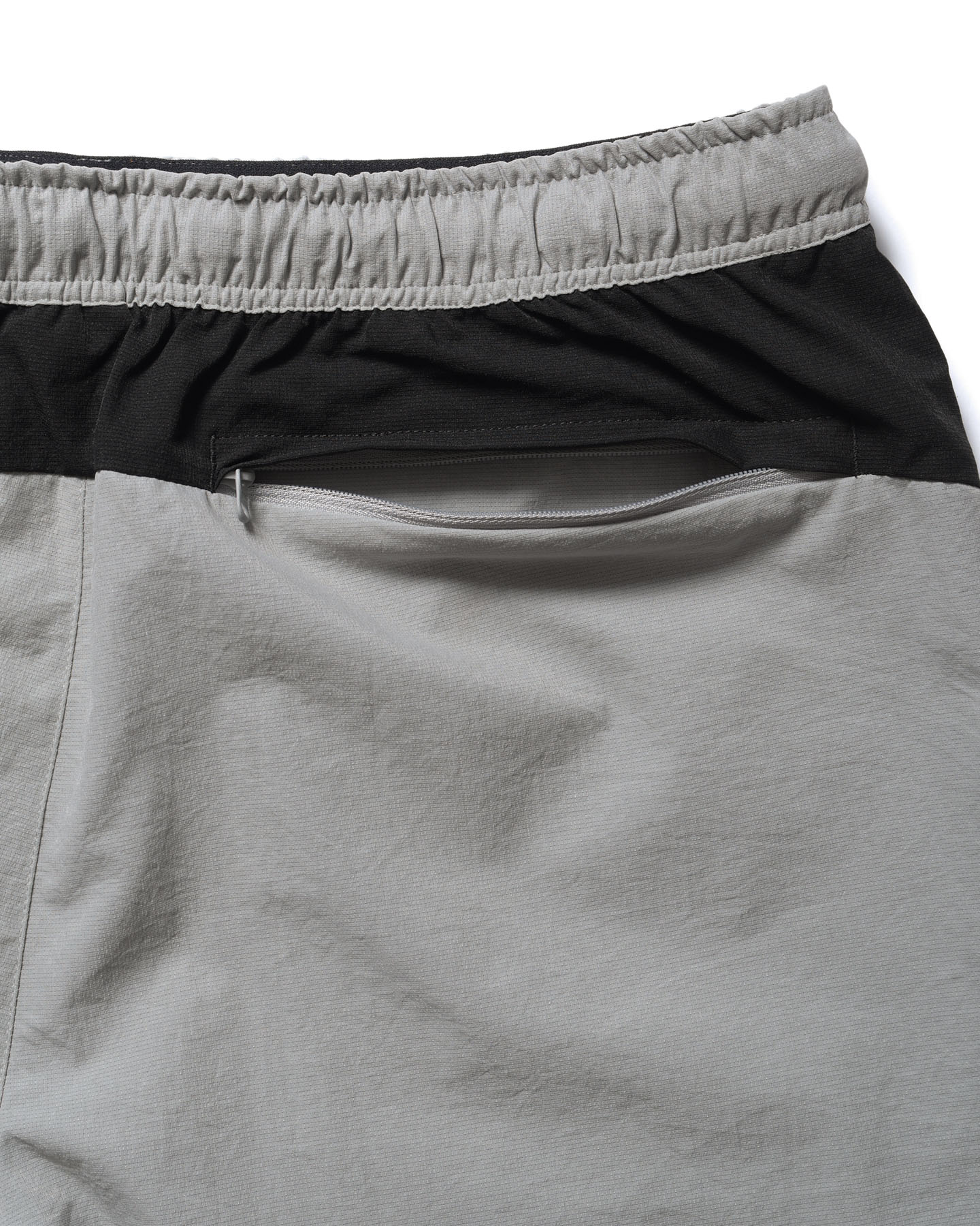 SOPH. | DOT AIR SHORTS(M LIGHT GRAY):