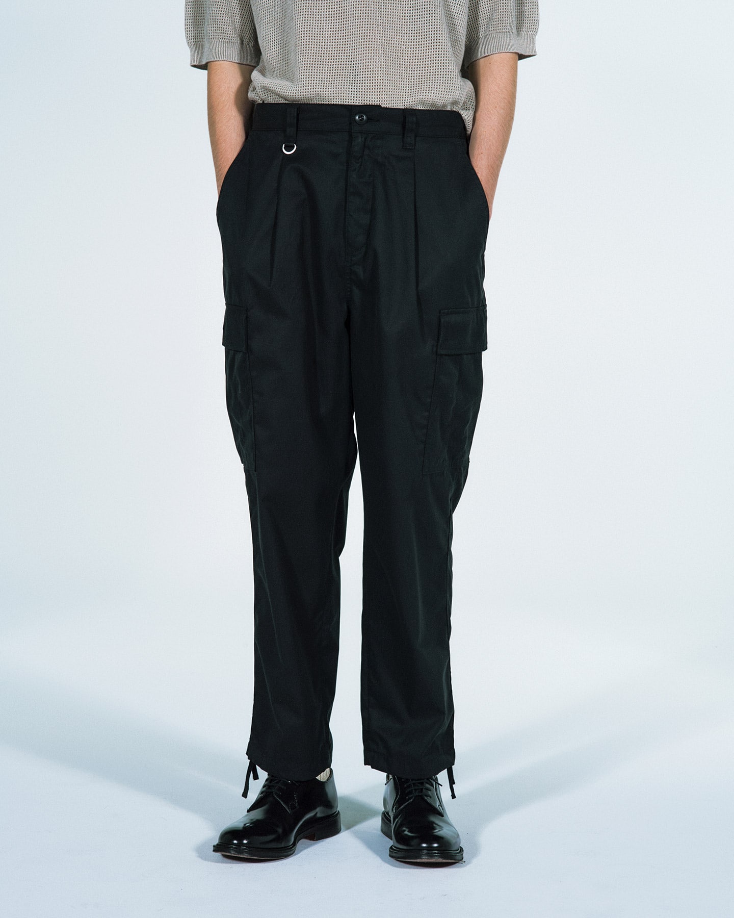 SOPH. | BRUSHED GABARDINE TAPERED CARGO PANTS(XL BLACK):