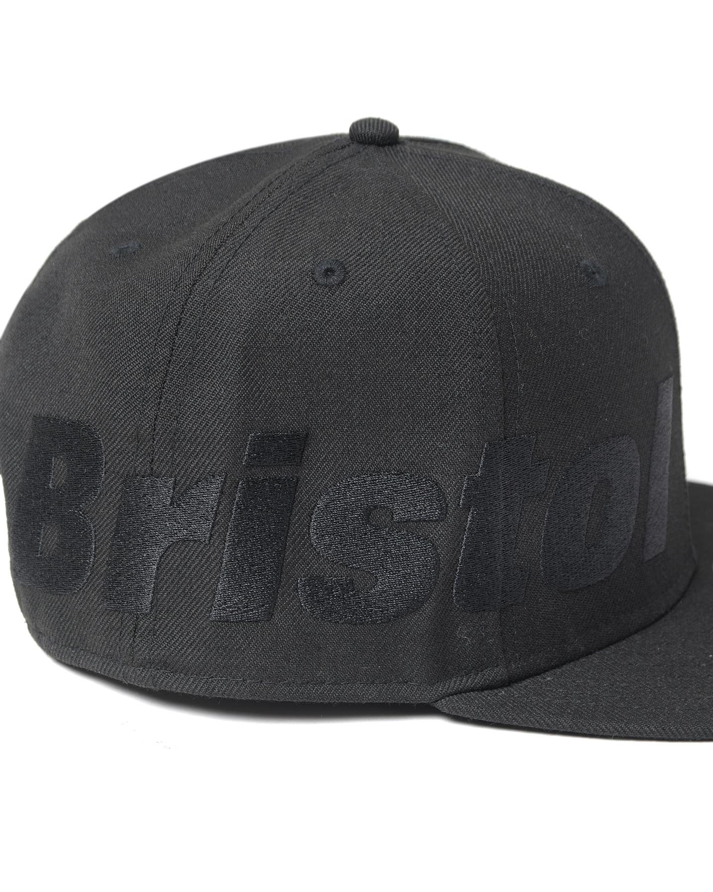 黒x黒 FCRB NEW ERA 9FIFTY SNAP BACK CAP-