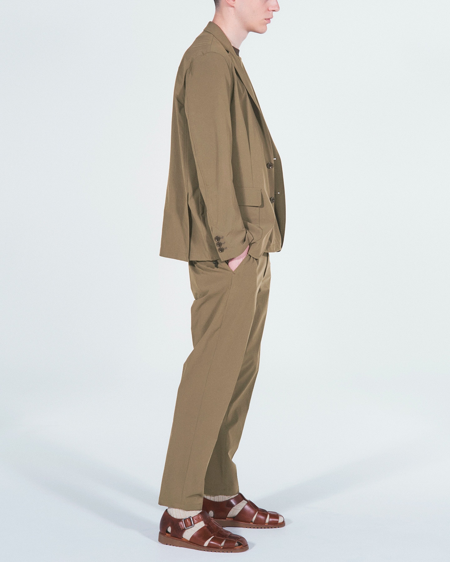 SOPH. | 2WAY STRETCH SHIRRING SLIM FIT SLACKS(XL LIGHT BROWN):