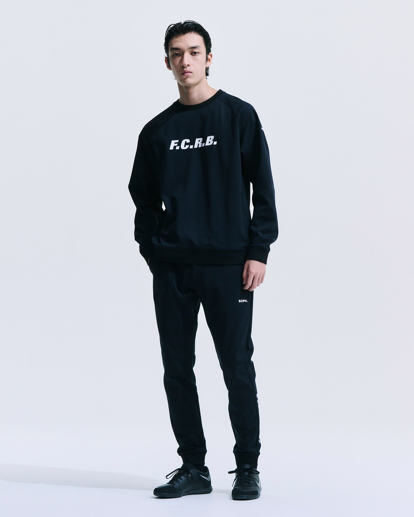 SOPH. | PDK CREWNECK TOP(M BLACK):