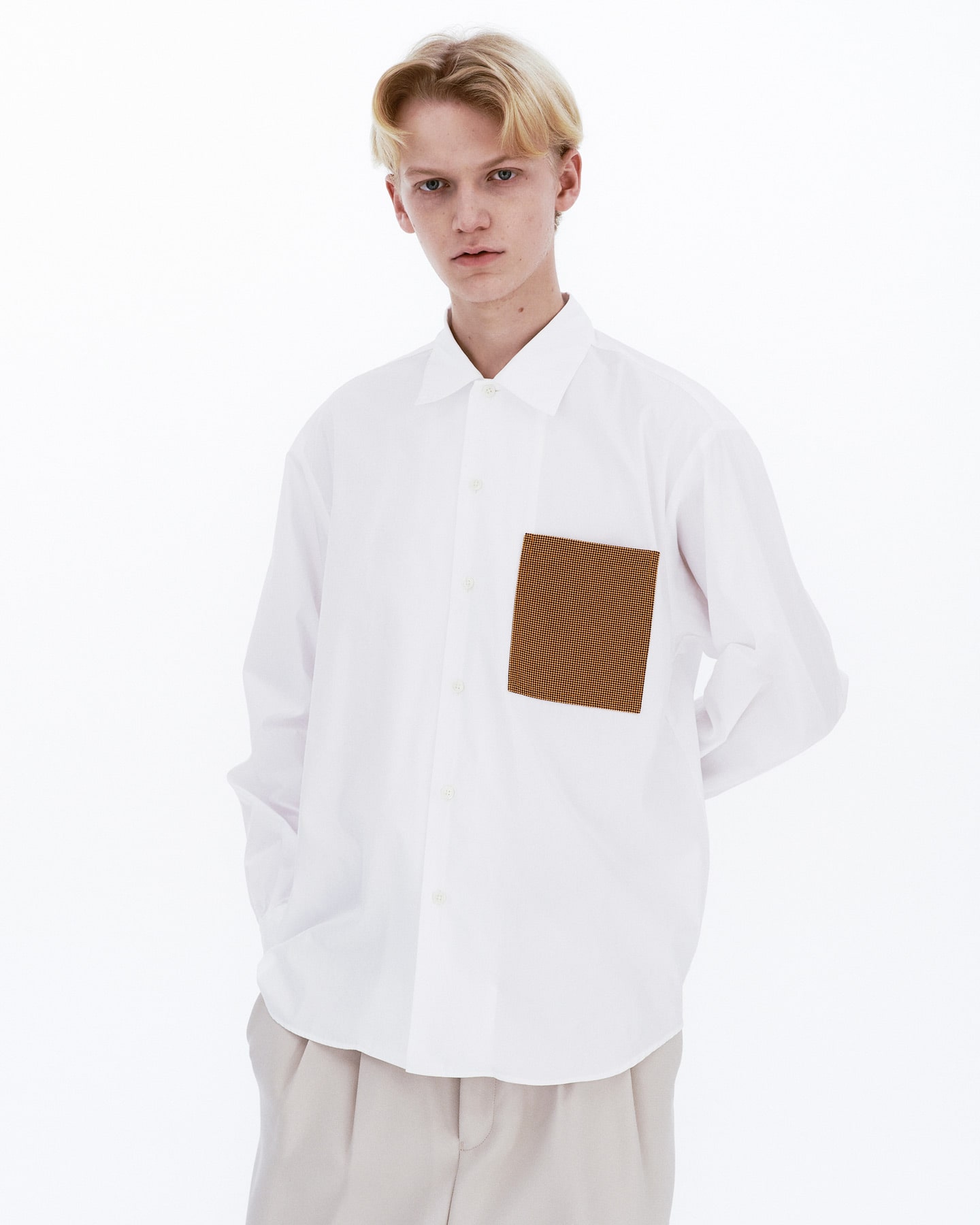 SOPH. | POCKET REGULAR COLLAR BIG SHIRT / Pro 3 by Kvadrat(M WHITE):