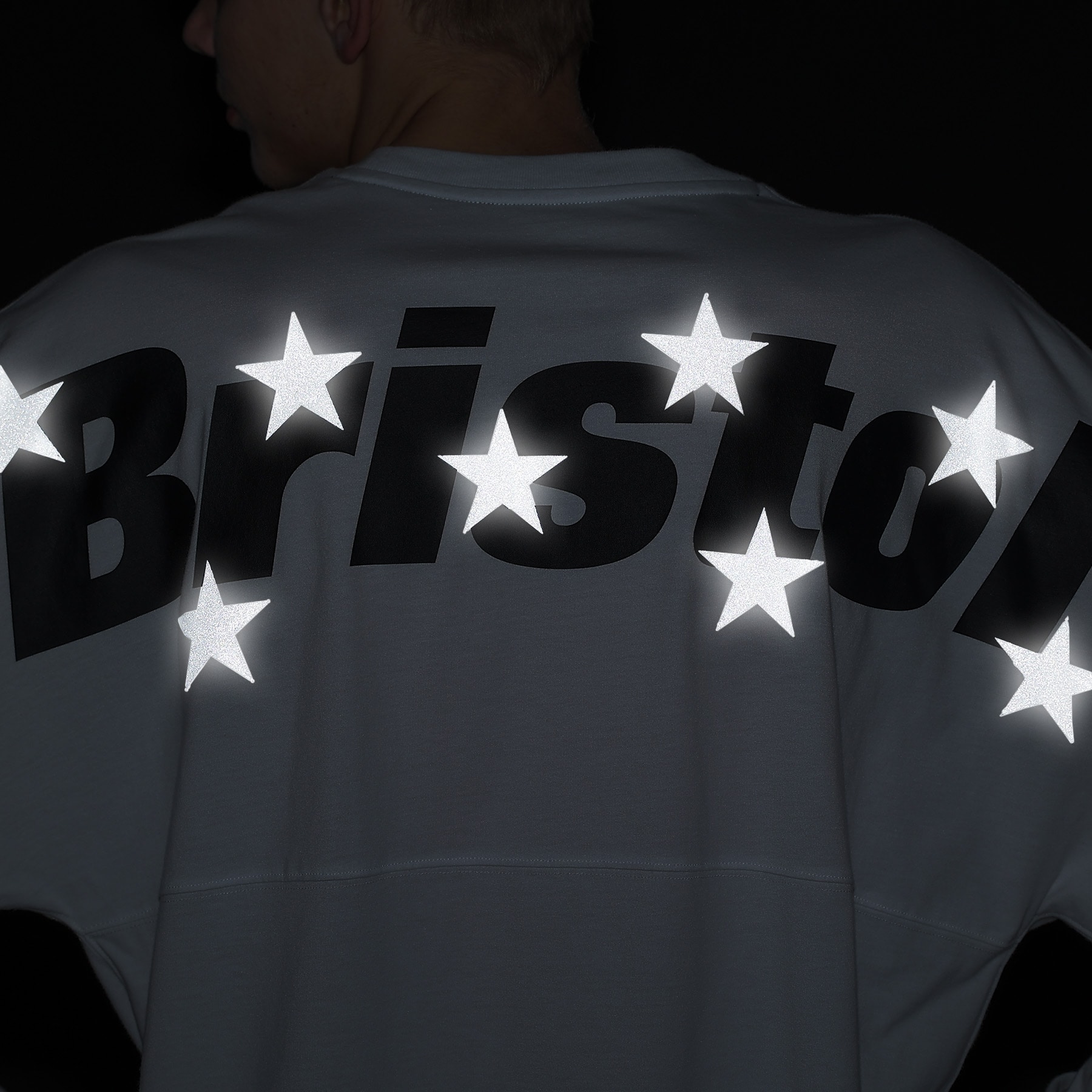 注目ショップ ベージュM FCRB BIG LOGO TEAM BAGGY TEE sitedev