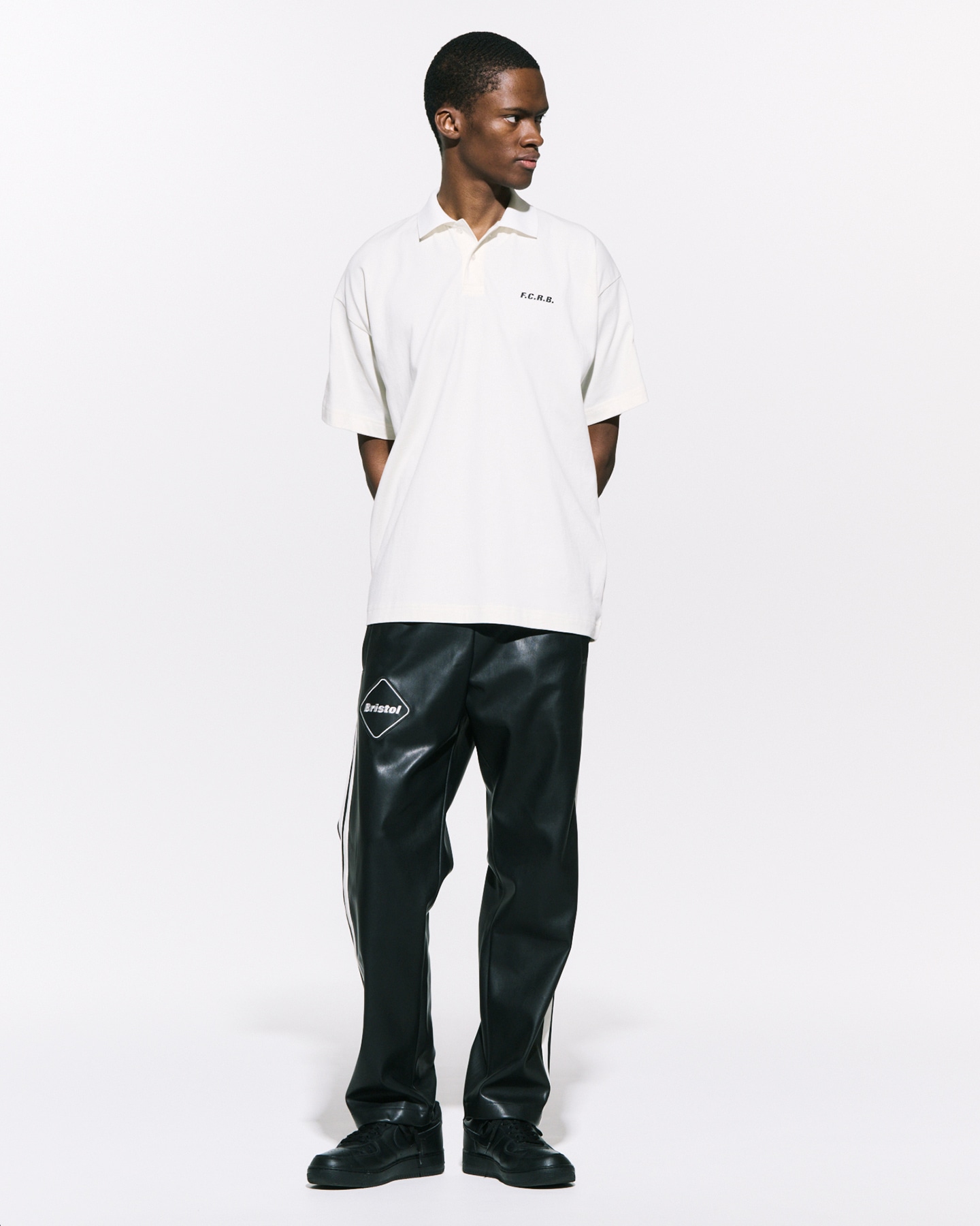 SOPH. | SYNTHETIC LEATHER PANTS(XL BLACK):