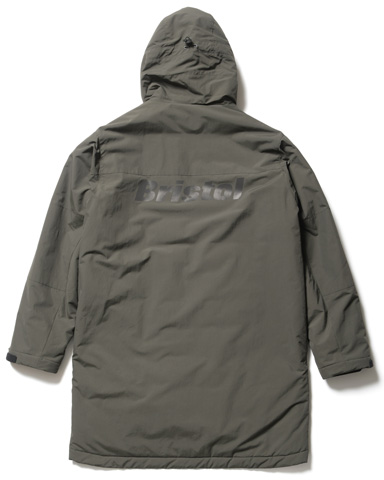 SOPH. | PADDED BENCH COAT(M KHAKI):